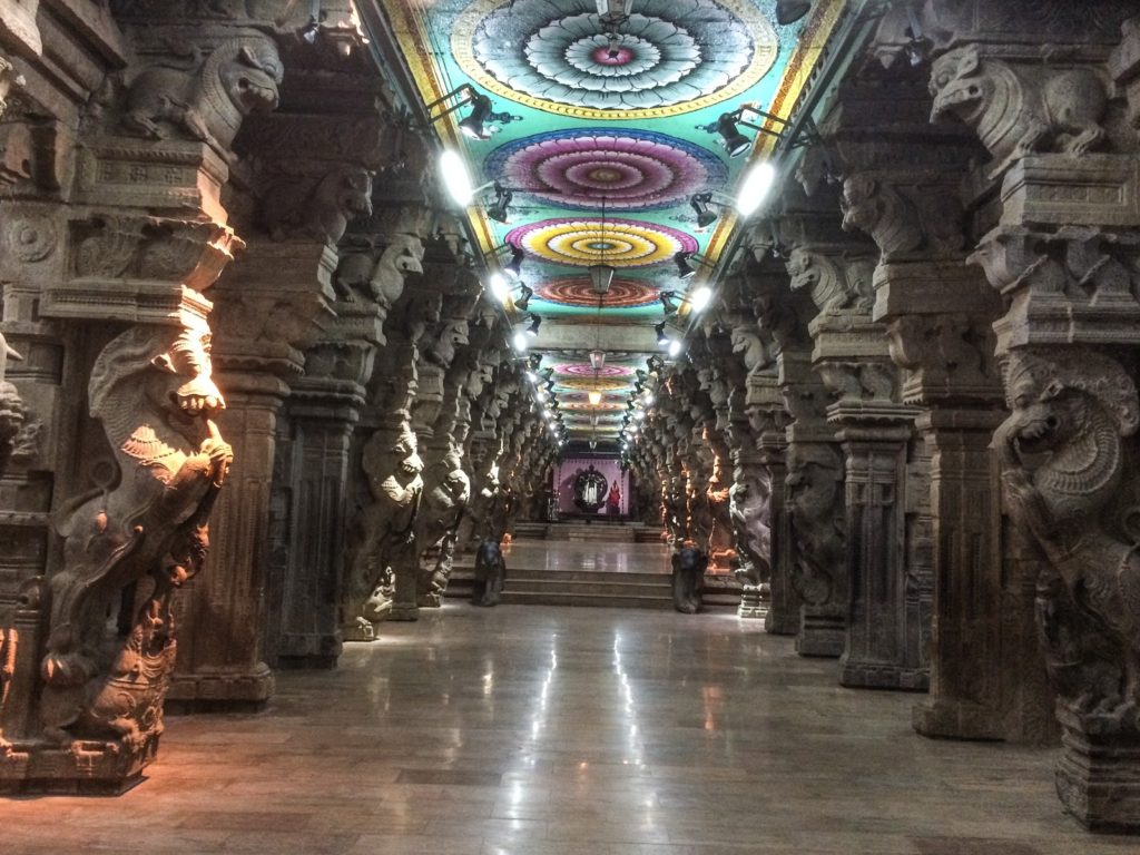 Shree Meenakshi Amman Temple | Shyamala Peetha Sarvajnapeetha